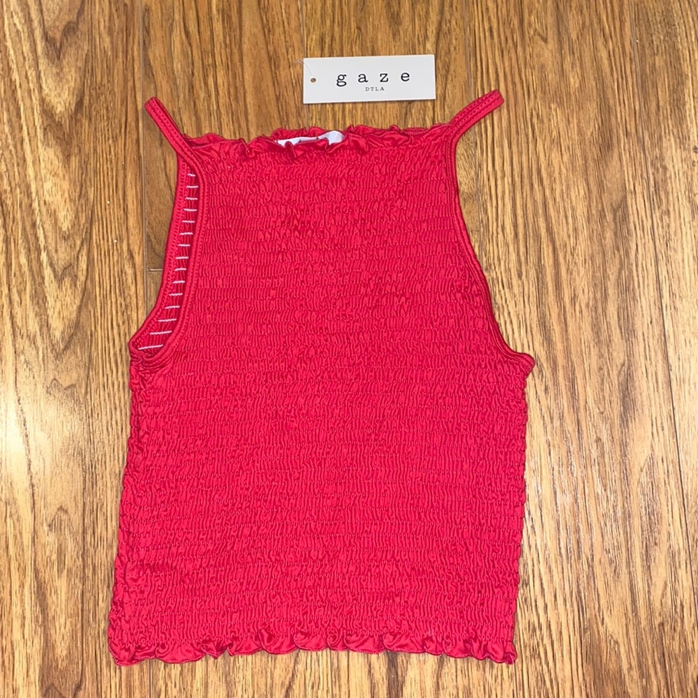 Pink cropped tank top